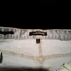 Calvin Klein Slim Straight 20 Faded Jeans